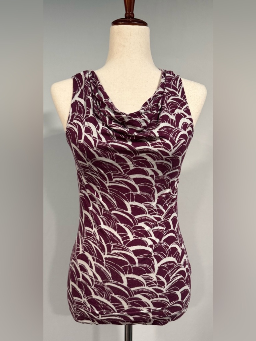 Banana Republic Factory Women’s Purple and White Cowl Neck Sleeveless Top